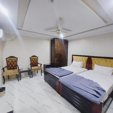 Hotel White Pearl ลาฮอร์ ภายนอก รูปภาพ
