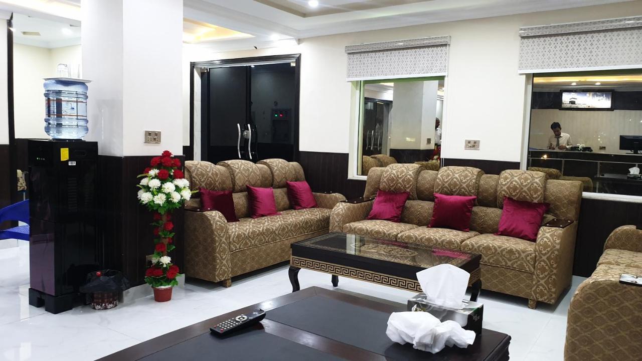 Hotel White Pearl ลาฮอร์ ภายนอก รูปภาพ