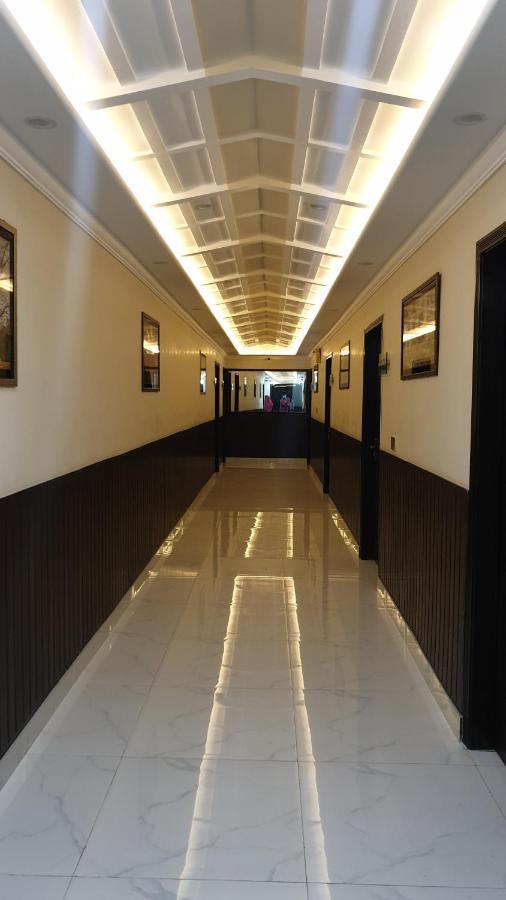 Hotel White Pearl ลาฮอร์ ภายนอก รูปภาพ