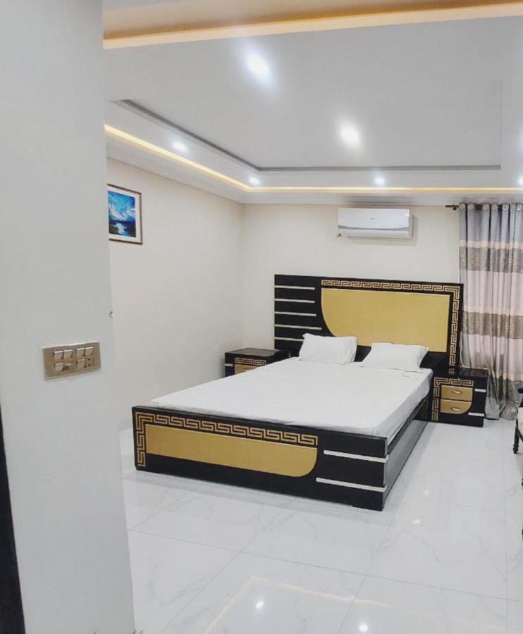 Hotel White Pearl ลาฮอร์ ภายนอก รูปภาพ