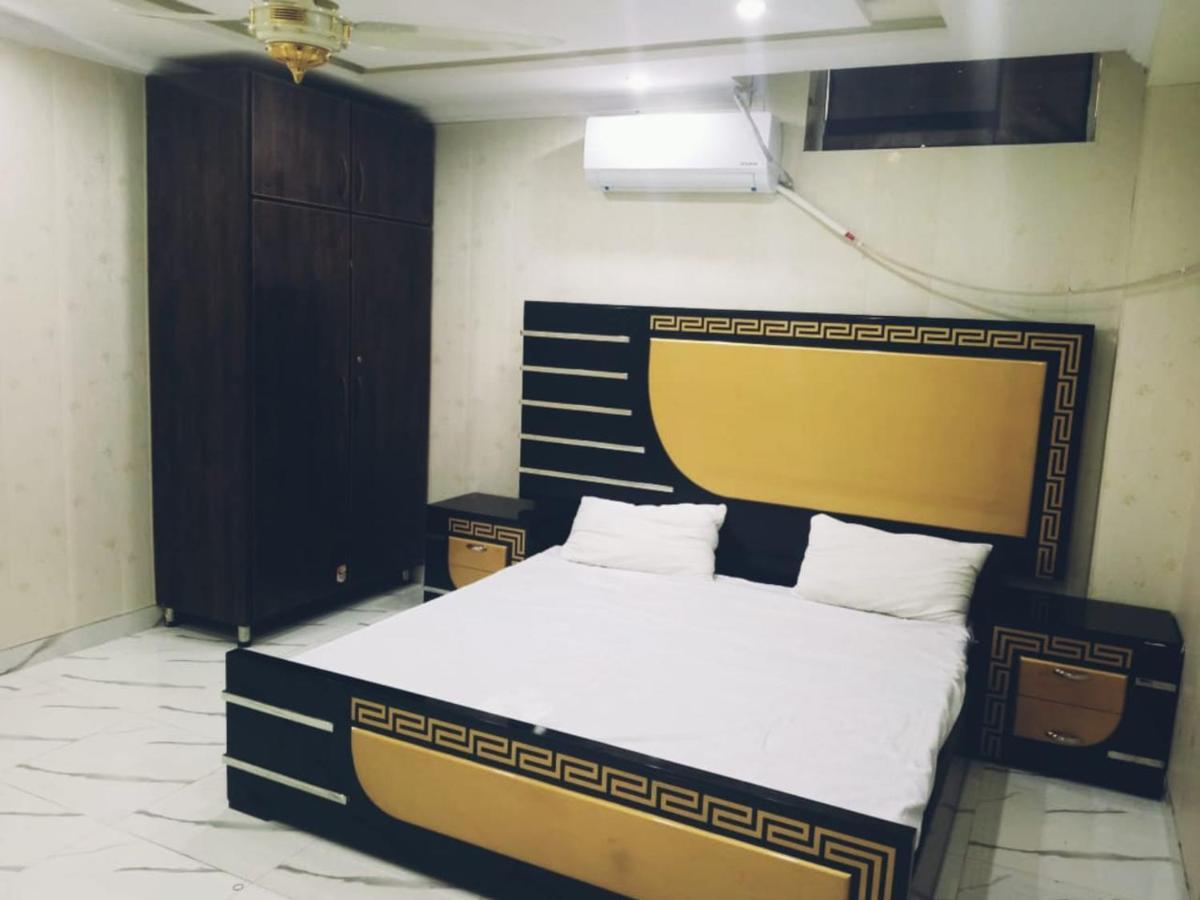 Hotel White Pearl ลาฮอร์ ภายนอก รูปภาพ