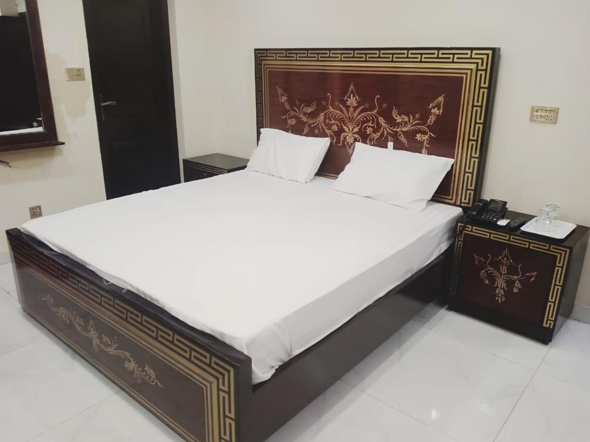 Hotel White Pearl ลาฮอร์ ภายนอก รูปภาพ