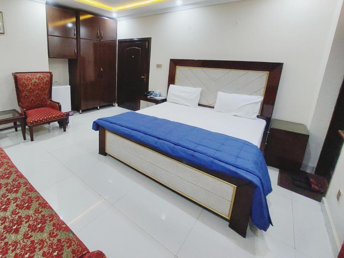 Hotel White Pearl ลาฮอร์ ภายนอก รูปภาพ