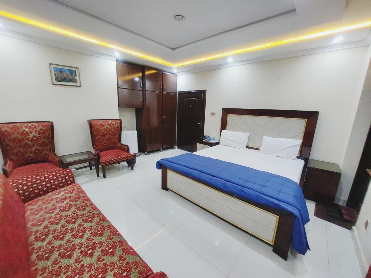 Hotel White Pearl ลาฮอร์ ภายนอก รูปภาพ