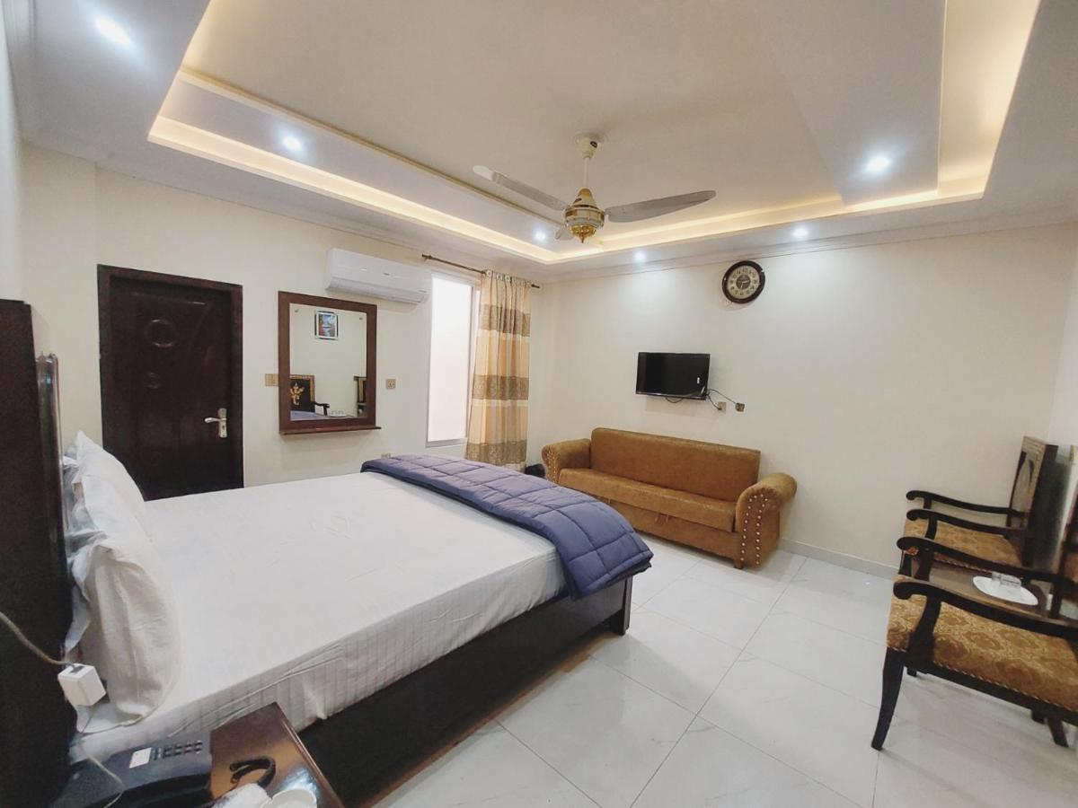 Hotel White Pearl ลาฮอร์ ภายนอก รูปภาพ
