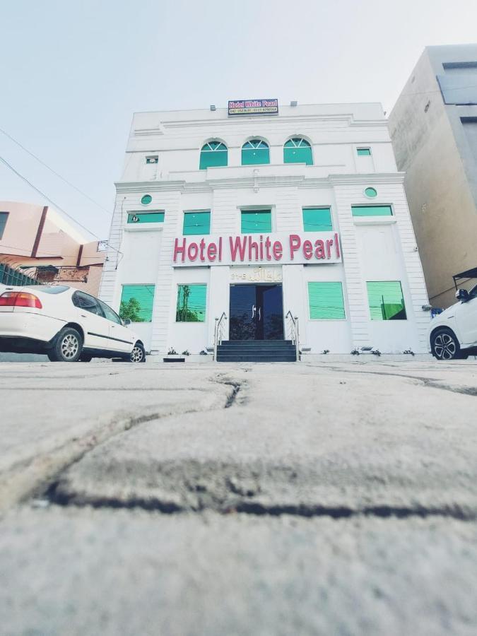 Hotel White Pearl ลาฮอร์ ภายนอก รูปภาพ