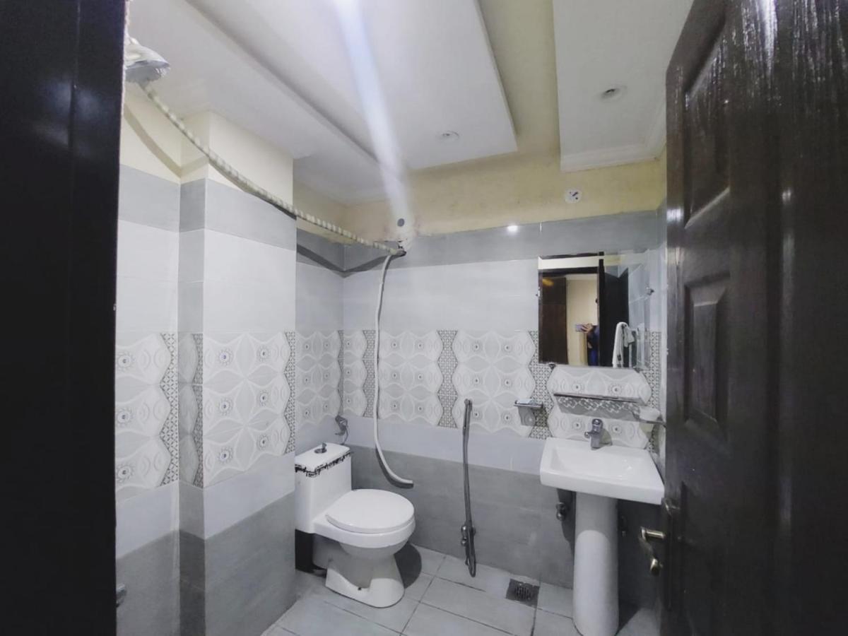 Hotel White Pearl ลาฮอร์ ภายนอก รูปภาพ