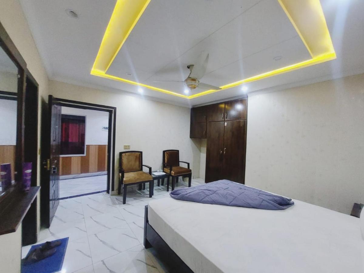 Hotel White Pearl ลาฮอร์ ภายนอก รูปภาพ