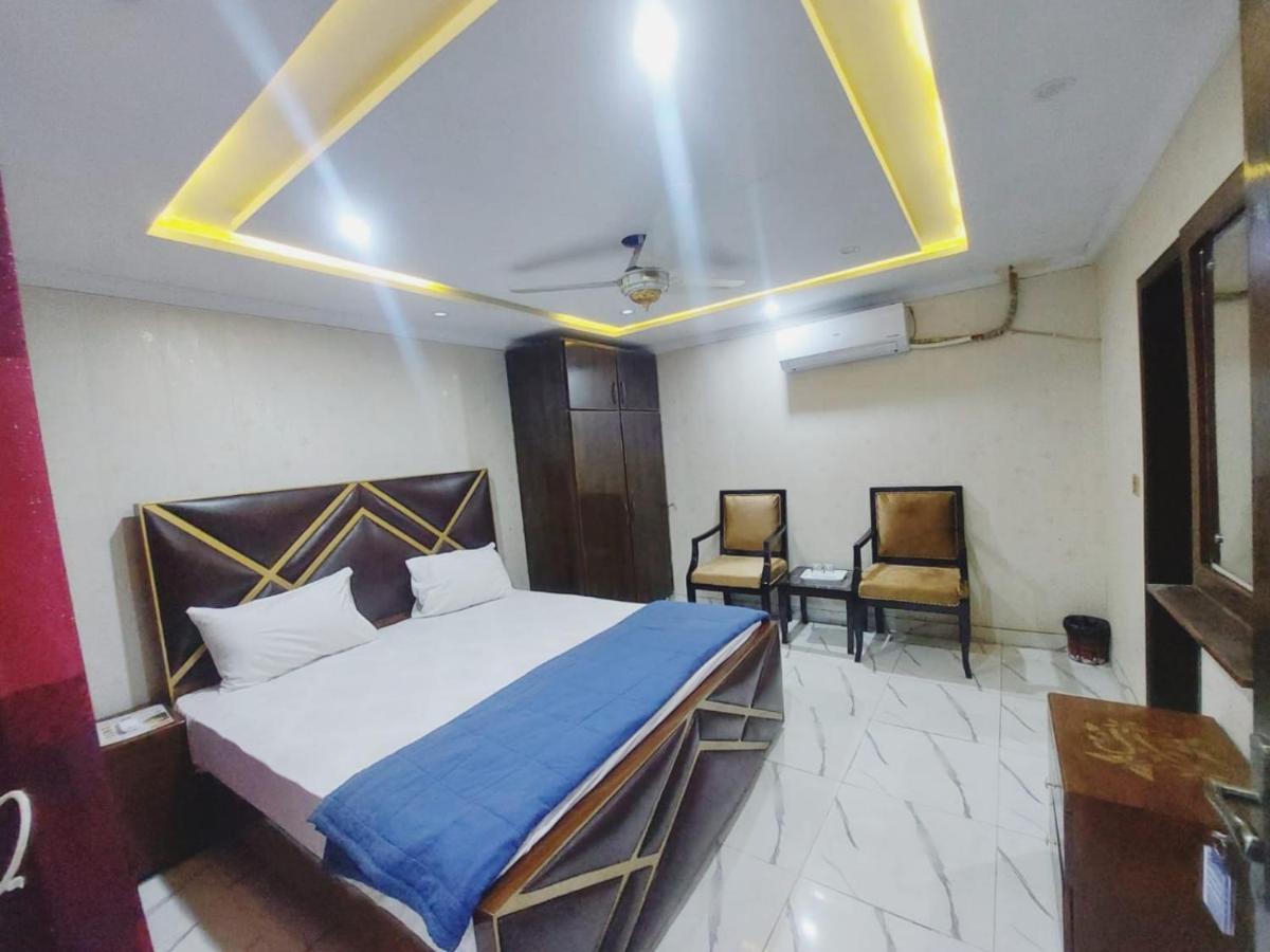 Hotel White Pearl ลาฮอร์ ภายนอก รูปภาพ